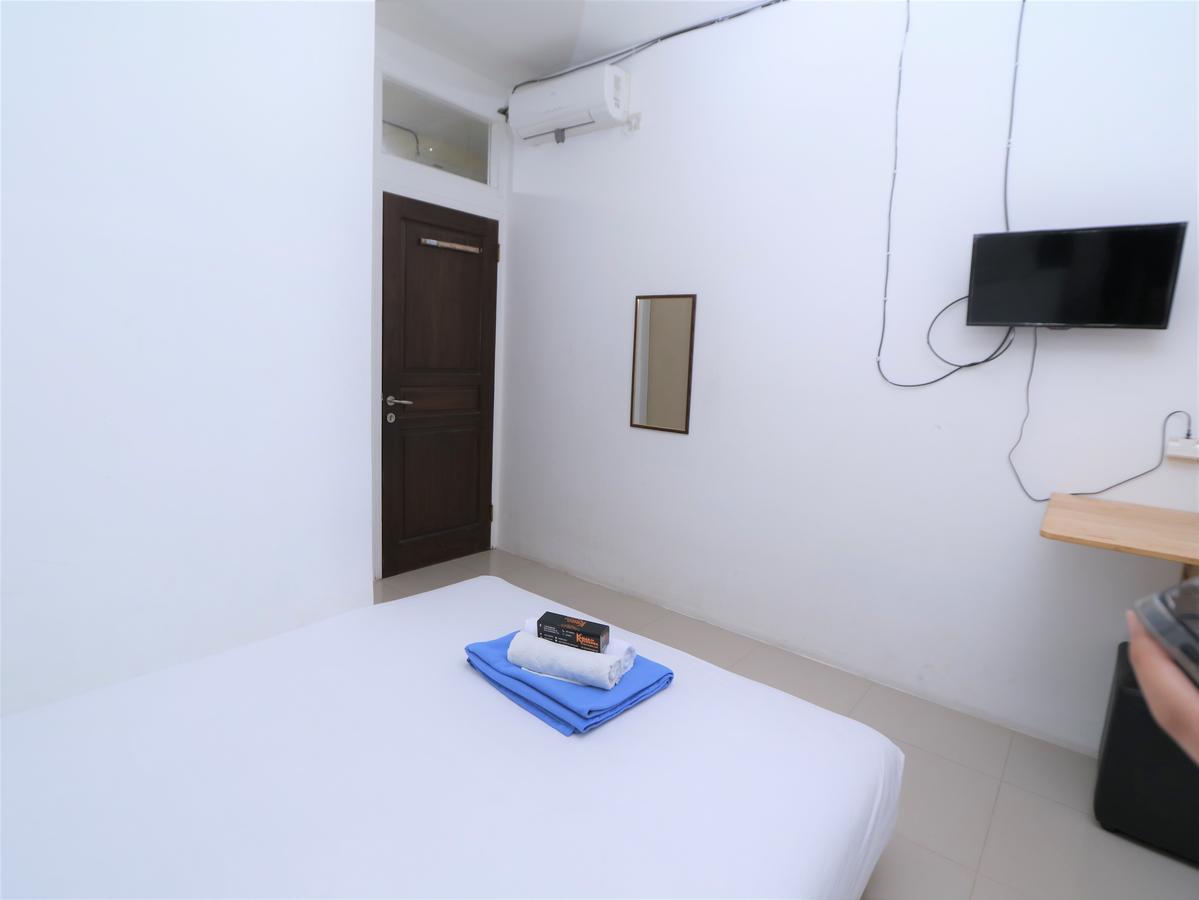 Hotel Kamar Keluarga Ungaran Jakarta Exterior foto